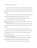 Niño con el pijama de rayas