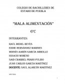 La comida rápida y chatarra conlleva a una vida de problemas, por ello tenemos que comer sanamente.
