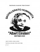 DIA a día en la noche llena de niebla