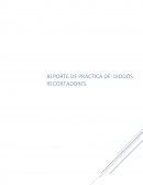 El objetivo de la práctica de diodos consistía en que mediante el uso de un programa llamado simulin, hacer pruebas para observar que ocurría al conectar diodos a un transformador.