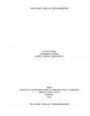 Tractores, traillas y desgarradores.