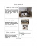 Provisto de un sistema para aplicar la carga que comprende un bastidor de carga, una bomba, un embollo y sus respectivas bases. Sistema de medición de carga