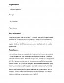 Pusimos dos vasos, uno con vinagre y el orto con jugo de limón, exprimimos alrededor de 15 limones para que quedaran al mismo nivel.