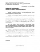 Profesora de la asignatura Comunicación Profesional