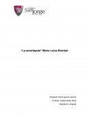 La amortajada: Mujer y familia