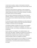 La tesis inicia con la portada, o carátula, en donde aparece la información principal referente al estudiante. Además, se incluye nombre del asesor, título de la tesis, fecha, etcétera.