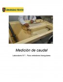 Podremos apreciar como el caudal de salida está directamente relacionado a la altura y ángulo del vertedero.