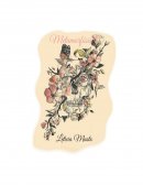 La muerte no nos roba los seres amados. Al contrario, nos los guarda y nos los inmortaliza en el recuerdo. La vida sí que nos los roba muchas veces y definitivamente