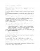 La dama del cabello crespo oscuro